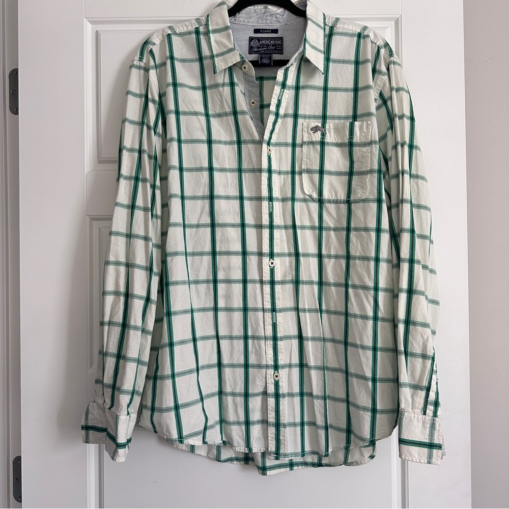 American Rag green plaid long sleeve button up